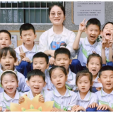 【致敬教师 提灯引航】岳阳楼区“十佳教师” | 黄艳：把爱和阳光洒向每一个学生 