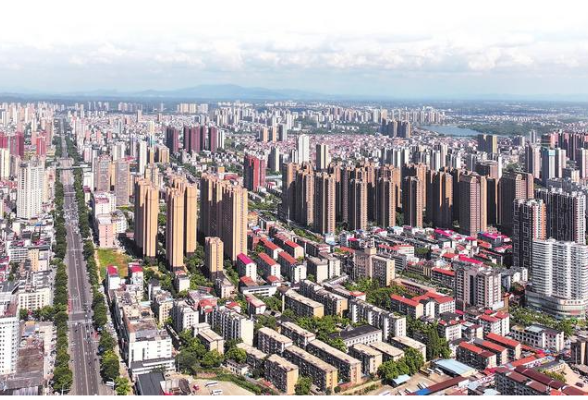 《岳阳日报》整版刊发 | 岳阳楼区，城市之心！