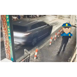 只因多看一眼,他下班又抓了4个人……