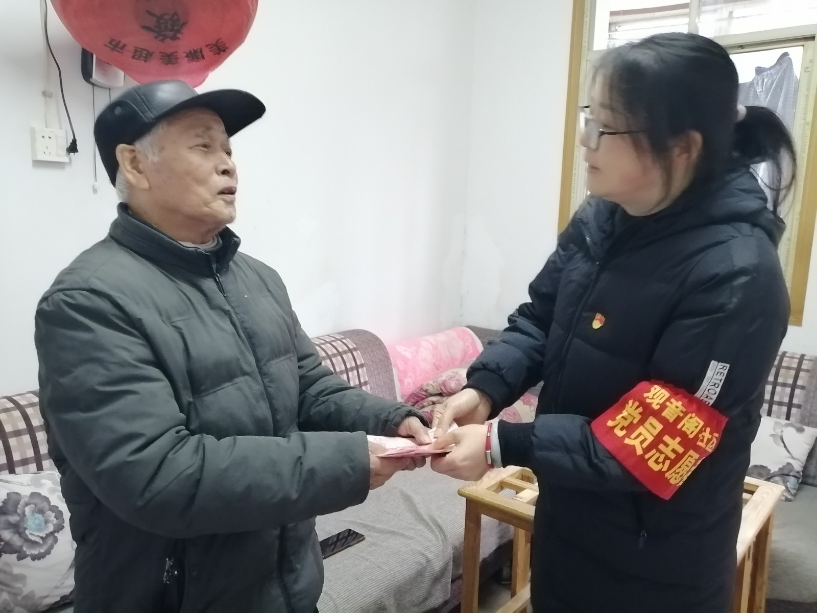 微信图片_20250123春节慰问照 (3).jpg