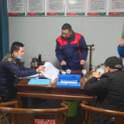 织牢安全网 众人护平安