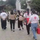 岳阳红十字人用行动为庆祝祖国生日