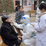 区民政局组织开展养老机构核酸检测工作