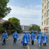 服务老人筑防线 疫苗接种“零距离”