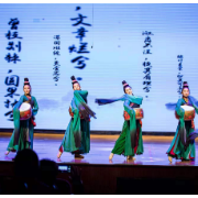 “清”风入校园  “廉”洁沁心田