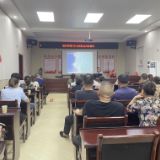 港口社区开展夏季防火宣传活动进家庭