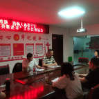 齐心协力解难题  路畅人通保平安