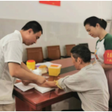 我为群众办实事 爱心义诊社区行