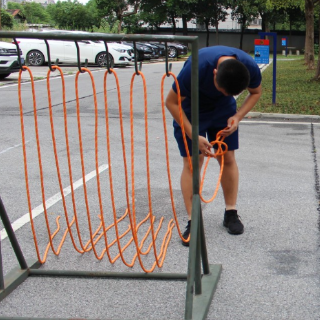 区消防救援大队开展结绳操法训练