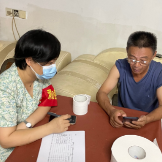 吉家湖社区开展三码联查志愿服务活动