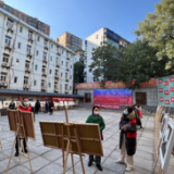 洪家洲社区开展“丹青描山河 翰墨颂中华”书画作品展