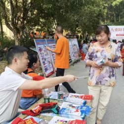 金鹗山街道开展“禁毒没有旁观者 你我都是践行人”主题宣传活动