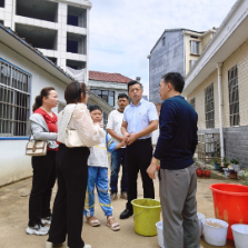 市容环境卫生收费管理所:与爱同行 情暖特教