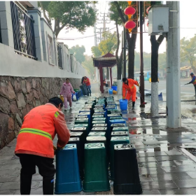 城西清扫保洁管理所: 全力备战春节 打造整洁城市环境