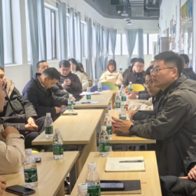 凝聚多方智慧,深化流动党员管理——东茅岭商圈“迎新春 谋发展”座谈会启新程