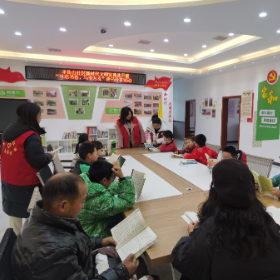 羊角山社区开展青少年寒假读书分享活动