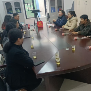 “法治岳阳·巾帼在行动”——以法之名守护“她权益”送法进海棠社区