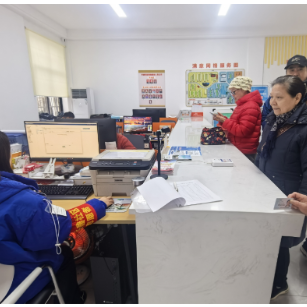 长鑫社区：学雷锋助老认证暖人心