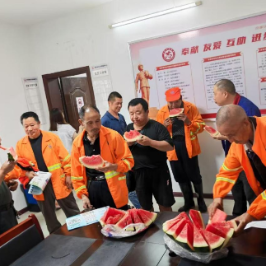 端午送清凉 关爱暖人心