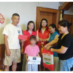 暖心关怀!观音阁社区携手区妇联共筑特困儿童成长港湾