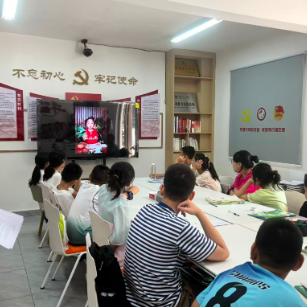 “七彩假期・情暖童心”志愿服务活动启动  多彩课程护航青少年成长