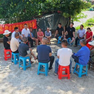 康王乡：屋场会“唠”出秸秆禁烧共识  回收站助农“变废为宝”