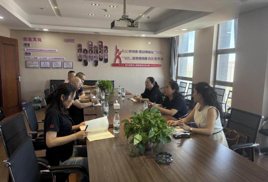 人大三眼桥街道工委助力民营企业扎根发展
