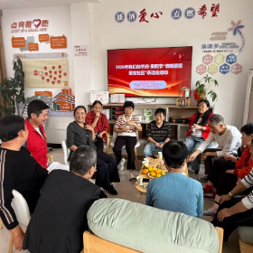 重阳话温情 茶香聚民心