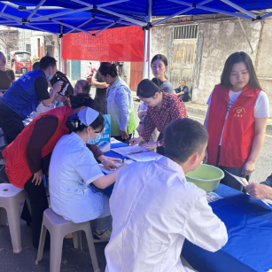 我们的节日·重阳节 ——“宣讲民生好政策 义诊服务暖民心”
