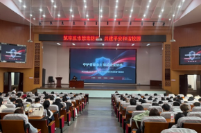 开学一个月，这些“编外老师”的课表很“警”彩