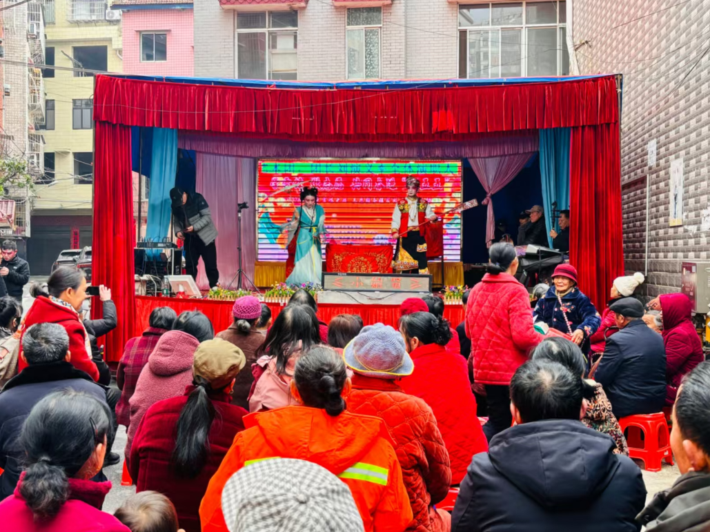 通海路管理处：闹元宵·学雷锋·守平安