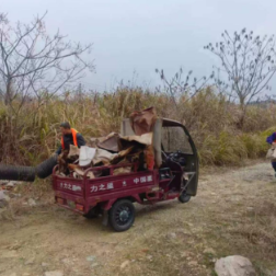 红旗社区：“春风拂三月，志愿暖民心” 学雷锋·文明实践我行动