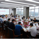 经开区与岳阳楼区召开两区融合发展会商会
