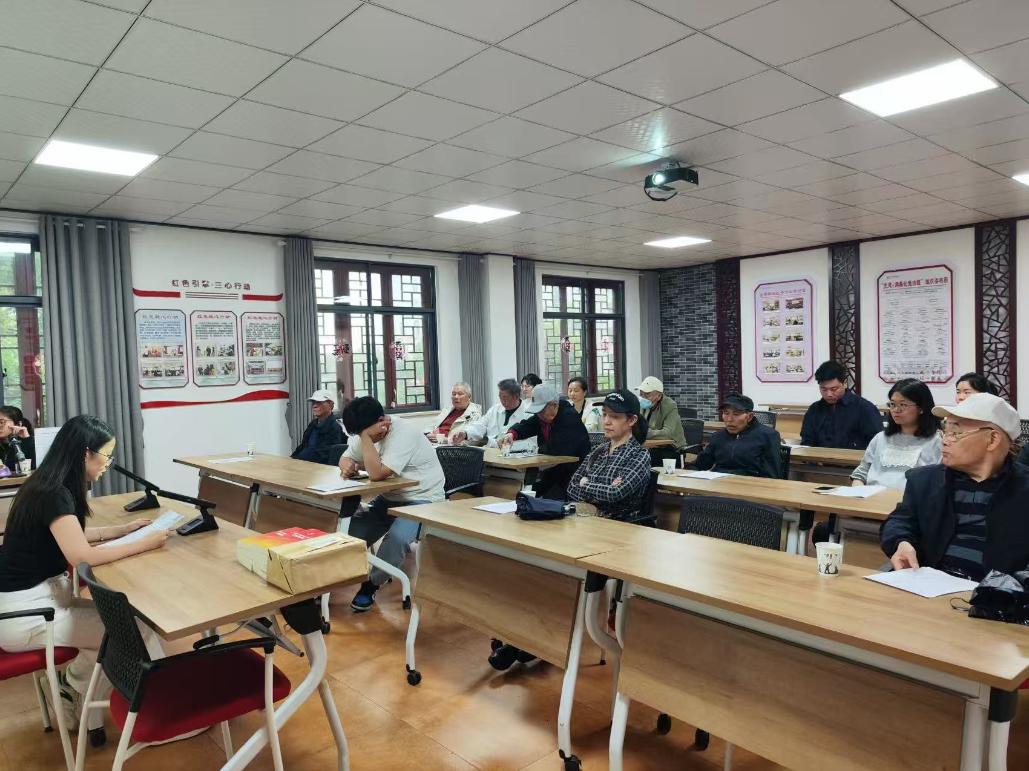 深学细悟理论精神 筑牢基层治理根基——岳阳楼社区开展专题学习活动