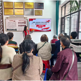 梅溪桥社区联合开展“老旧小区加电梯·惠民工程暖万家”惠民政策宣传宣讲活动