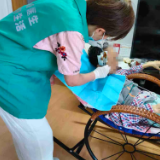 三眼桥社区医院：家庭医生上门 处理伤口暖人心