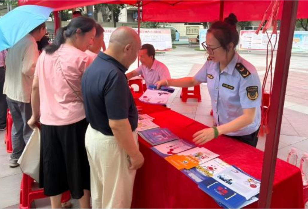 岳阳楼区市场监督管理局开展全民禁毒宣传月系列活动