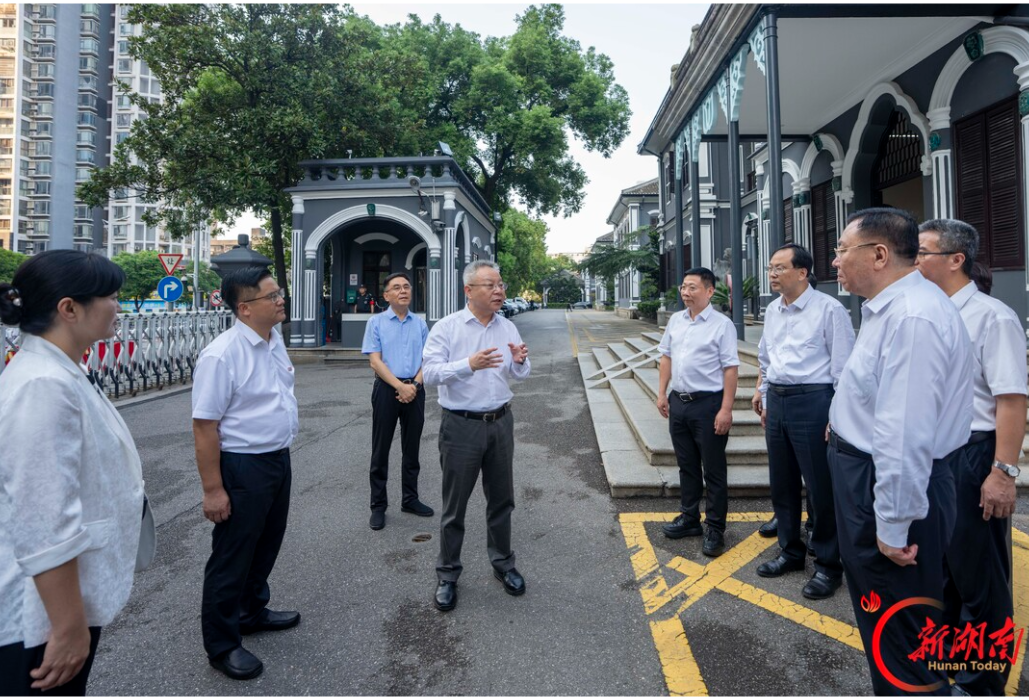沈晓明在湖南第一师范学院调研