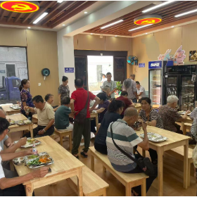 社区食堂暖开业 烟火民生惠万家