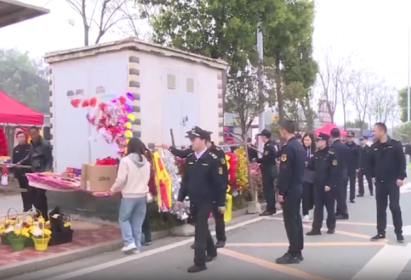 联合执法：祭祀用品占道经营专项整治