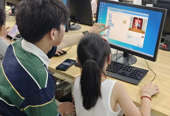 童心童程 编写未来