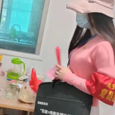 党员示范亮身份 争做防疫排头兵