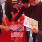 区消防救援大队巧借“5.12防灾减灾日”东风开展消防宣传