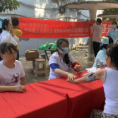 铁路社区新时代文明实践站组织开展 “免费义诊进社区 健康服务暖民心”志愿服务活动