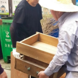 美化城市空间 规范市场经营