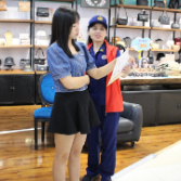 区消防救援大队宣传服务队深入大型商业综合体开展消防宣传