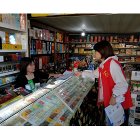 医保宣传“零距离” 惠民服务暖民心