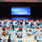 岳阳楼区：职业指导进校园，技能人才都是“香饽饽”