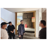 五里牌街道党工委书记带队开展节前安全检查