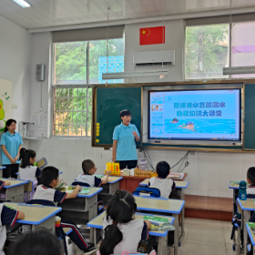 岳阳楼区妇联：“防溺水”讲座进校园,拧紧防溺水“安全绳”